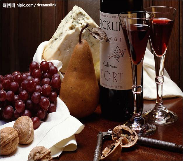 酒水行業(yè):葡萄酒發(fā)展因素解讀 酒水行業(yè):葡萄酒發(fā)展因素解讀