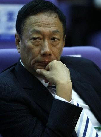 富士康百萬自動(dòng)化機(jī)械手臂計(jì)劃面臨多重障礙