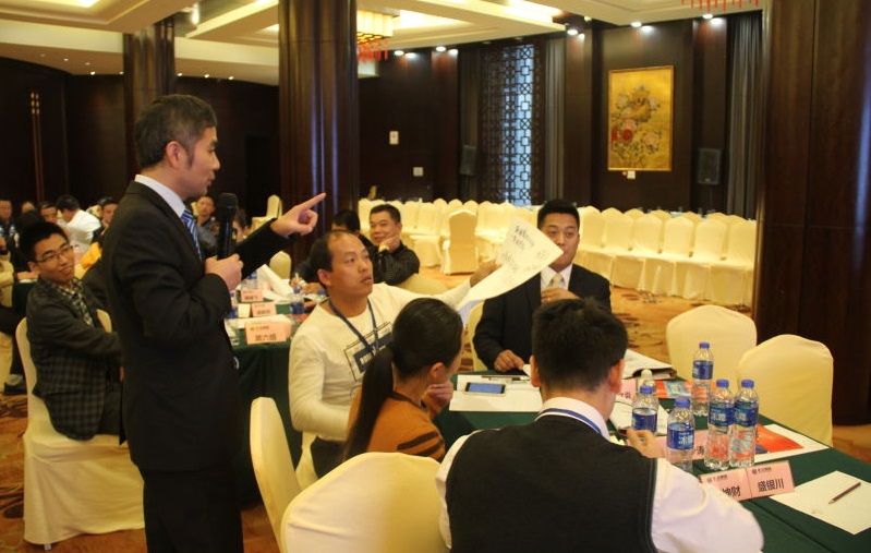  如何與任何人都聊得來？