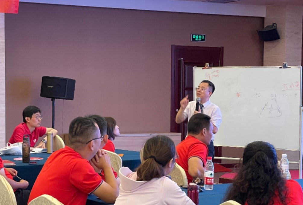 王同老師為山東某食品企業(yè)培訓(xùn)商超渠道運(yùn)作課程，圓滿交付！